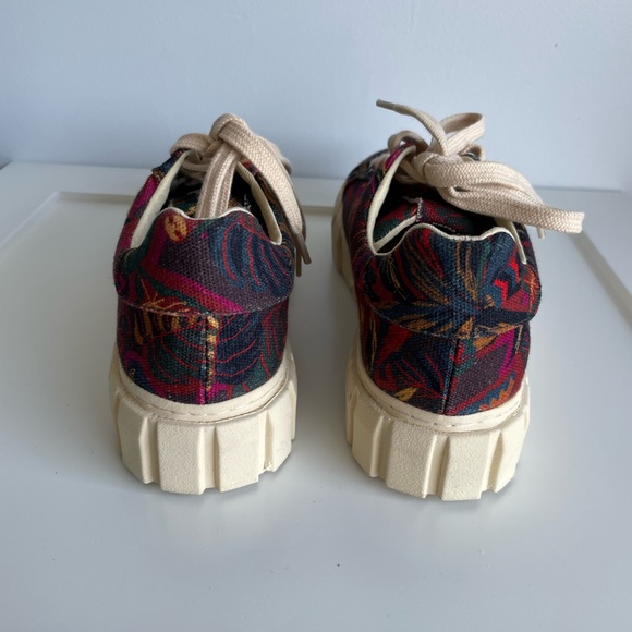 FARM Rio Platform Canvas Sneakers - Picture 6 of 6